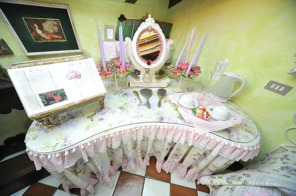 B And B Della Mimosa เดเซนซาโนเดลการ์ดา ภายนอก รูปภาพ